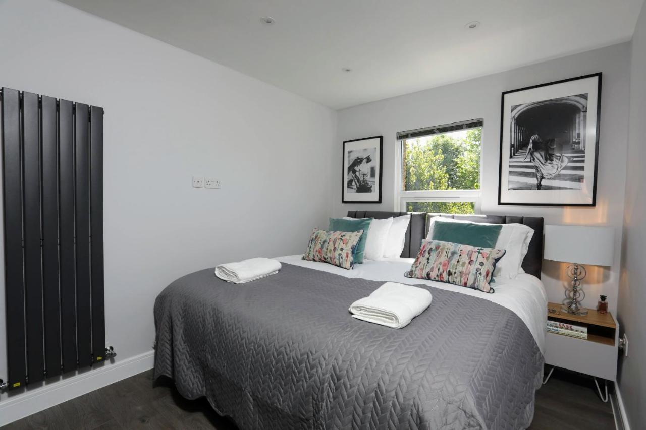 Aisiki Apartments At Stanhope Road, North Finchley, Airconditioned Multiple 2 Or 3-Bedroom, Pet-Friendly Duplex Flats, King Or Twin Beds, Airconditioned & Free Wi-Fi 외부 사진