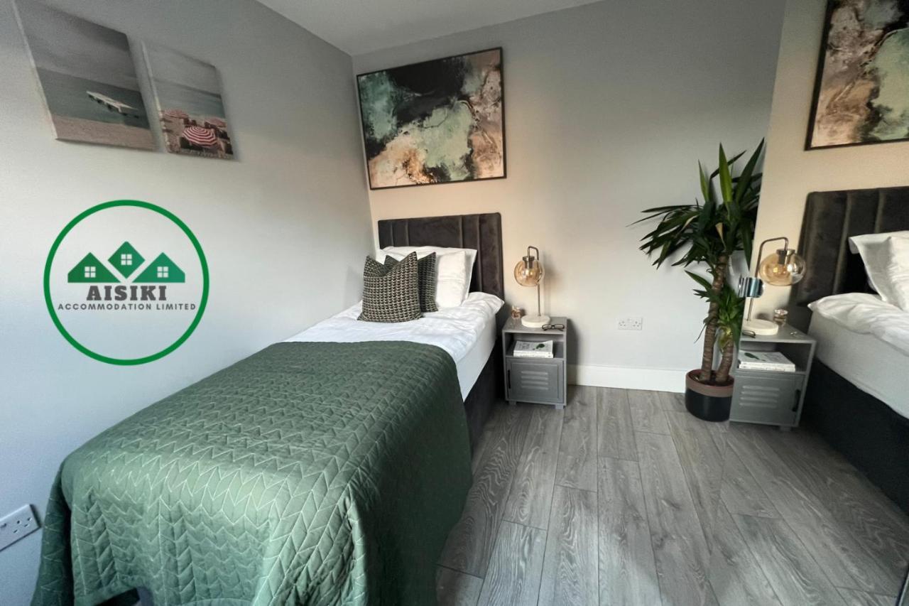 Aisiki Apartments At Stanhope Road, North Finchley, Airconditioned Multiple 2 Or 3-Bedroom, Pet-Friendly Duplex Flats, King Or Twin Beds, Airconditioned & Free Wi-Fi 외부 사진