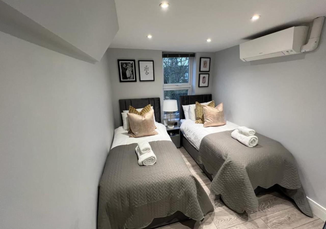 Aisiki Apartments At Stanhope Road, North Finchley, Airconditioned Multiple 2 Or 3-Bedroom, Pet-Friendly Duplex Flats, King Or Twin Beds, Airconditioned & Free Wi-Fi 외부 사진