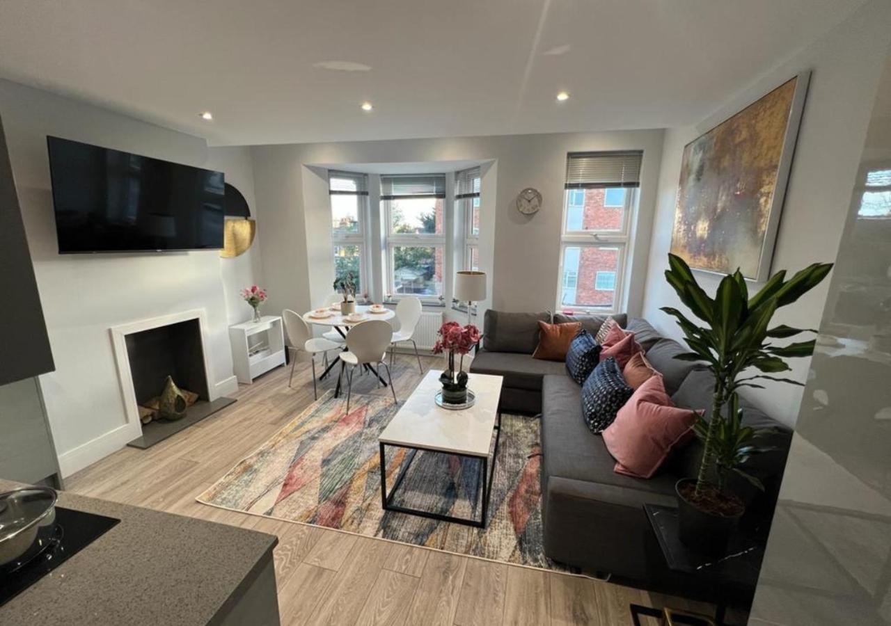 Aisiki Apartments At Stanhope Road, North Finchley, Airconditioned Multiple 2 Or 3-Bedroom, Pet-Friendly Duplex Flats, King Or Twin Beds, Airconditioned & Free Wi-Fi 외부 사진
