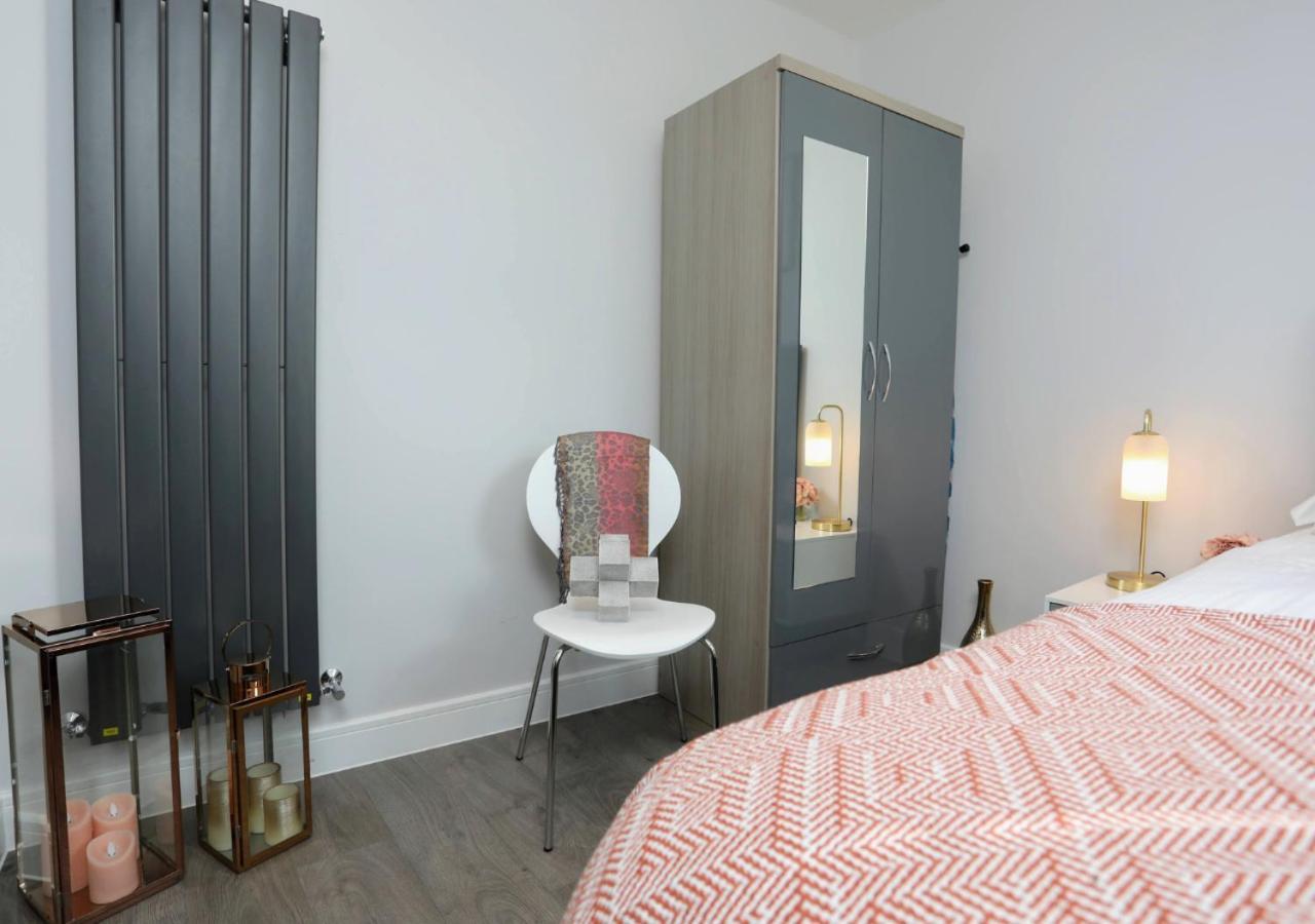 Aisiki Apartments At Stanhope Road, North Finchley, Airconditioned Multiple 2 Or 3-Bedroom, Pet-Friendly Duplex Flats, King Or Twin Beds, Airconditioned & Free Wi-Fi 외부 사진