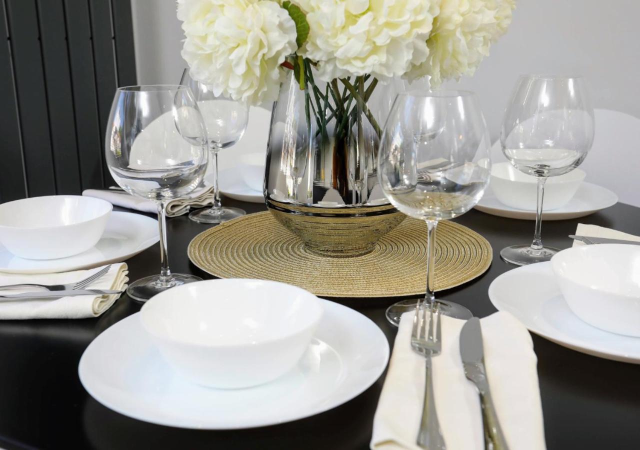Aisiki Apartments At Stanhope Road, North Finchley, Airconditioned Multiple 2 Or 3-Bedroom, Pet-Friendly Duplex Flats, King Or Twin Beds, Airconditioned & Free Wi-Fi 외부 사진