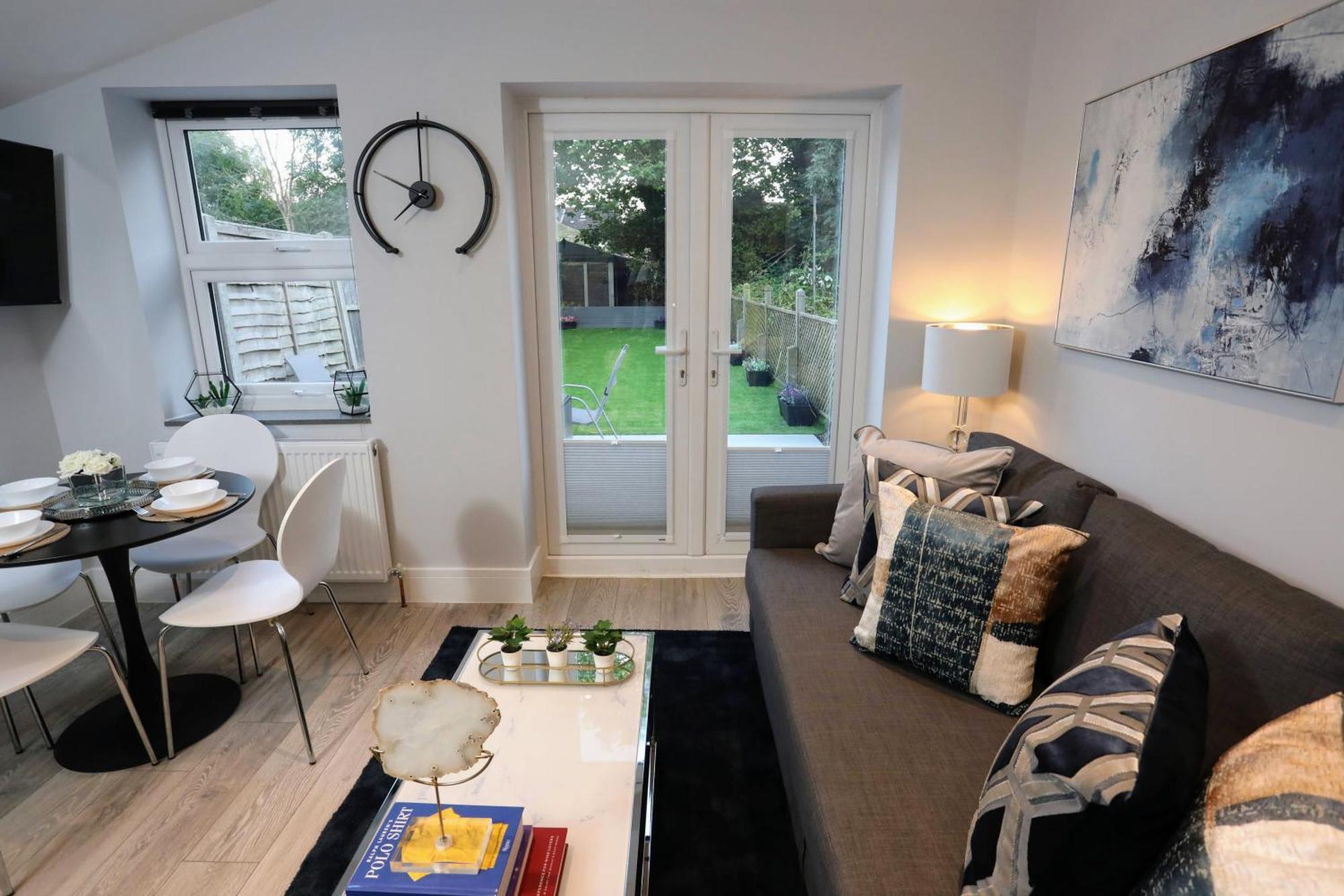 Aisiki Apartments At Stanhope Road, North Finchley, Airconditioned Multiple 2 Or 3-Bedroom, Pet-Friendly Duplex Flats, King Or Twin Beds, Airconditioned & Free Wi-Fi 외부 사진