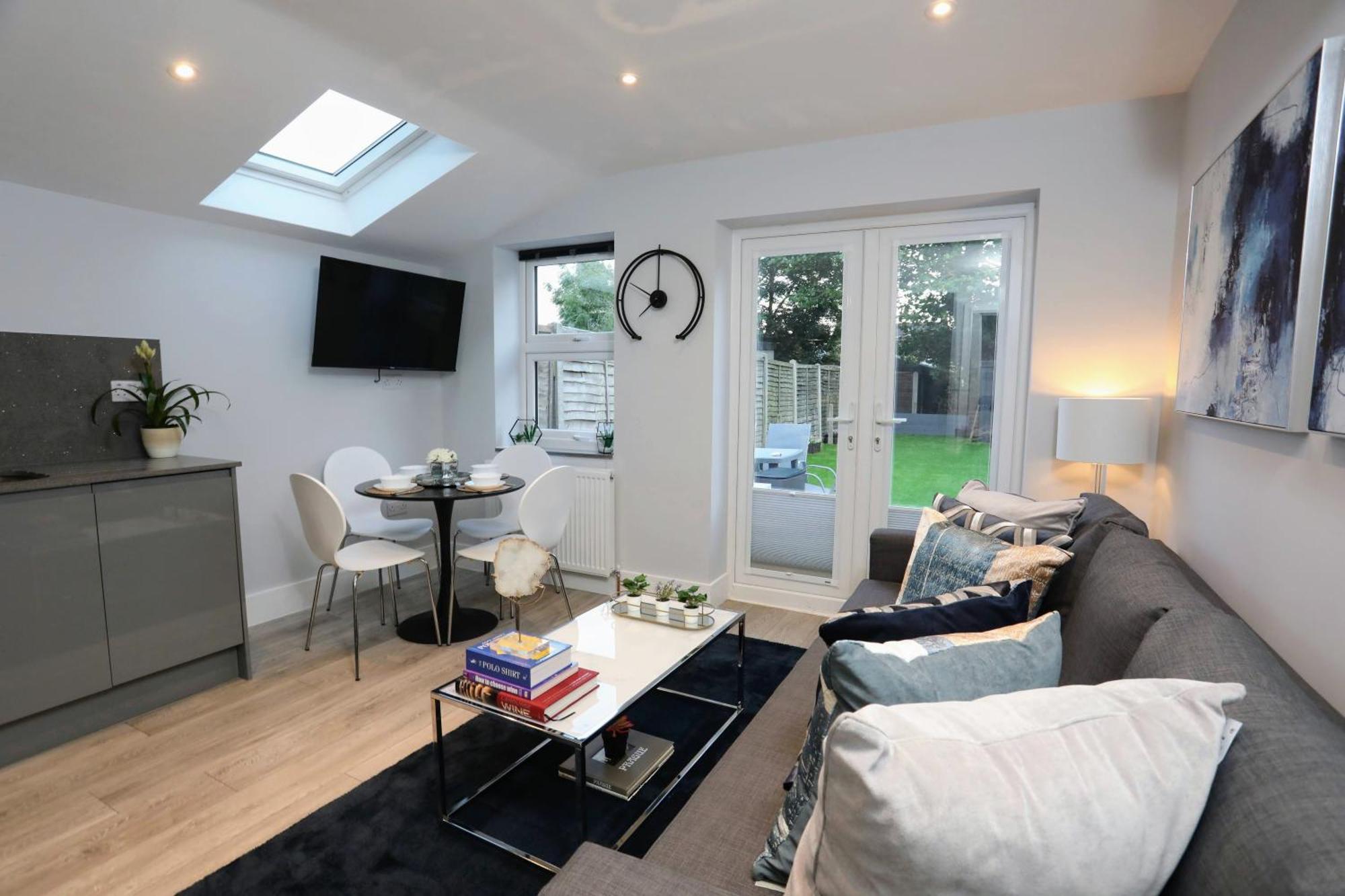Aisiki Apartments At Stanhope Road, North Finchley, Airconditioned Multiple 2 Or 3-Bedroom, Pet-Friendly Duplex Flats, King Or Twin Beds, Airconditioned & Free Wi-Fi 외부 사진