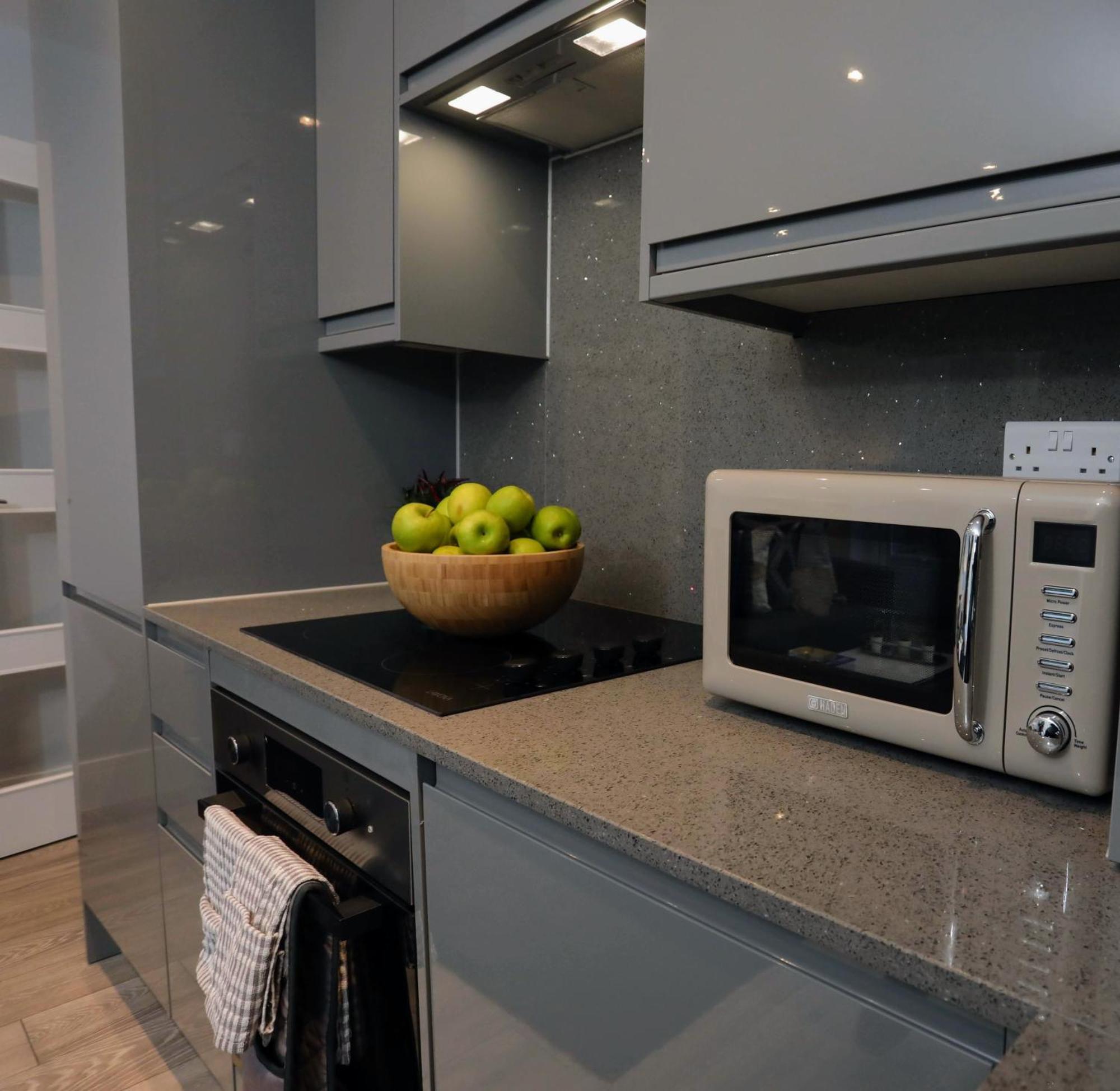 Aisiki Apartments At Stanhope Road, North Finchley, Airconditioned Multiple 2 Or 3-Bedroom, Pet-Friendly Duplex Flats, King Or Twin Beds, Airconditioned & Free Wi-Fi 외부 사진